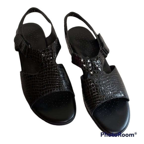 SAS Women's Suntimer Black Croc Leather Sandals Tripad Comfort Sz 11 - Picture 1 of 5